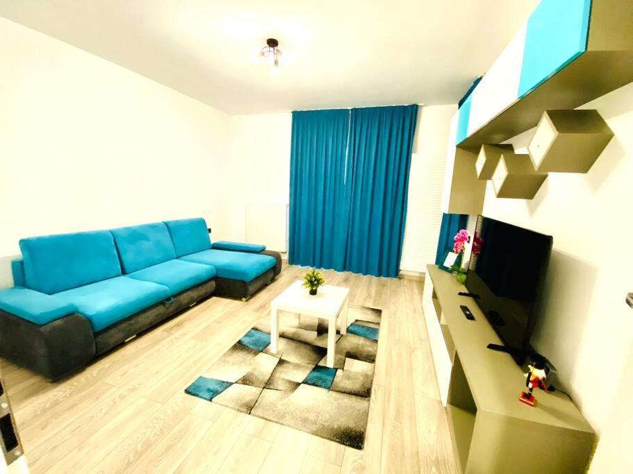 Blue Plaza Studio Apartment Bucharest Exterior photo